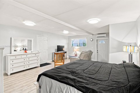 Villa ou maison à vendre à Miami, Floride: 5 chambres, 104.05 m2 № 2412042 - photo 29