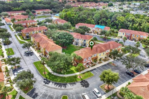 Adosado en venta en Kissimmee, Florida, 3 dormitorios, 119.94 m2 № 2210731 - foto 28