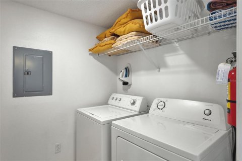 Adosado en venta en Kissimmee, Florida, 3 dormitorios, 119.94 m2 № 2210731 - foto 19