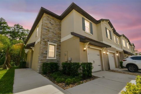 Townhouse in Wesley Chapel, Florida 3 bedrooms, 166.02 sq.m. № 2361470
