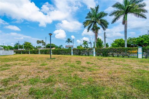 Купить виллу или дом в Катлер-Бей, Флорида 3 спальни, 135.45м2, № 1974132 - фото 27