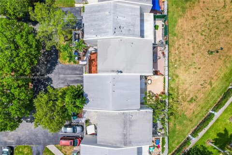 Купить виллу или дом в Катлер-Бей, Флорида 3 спальни, 135.45м2, № 1974132 - фото 30