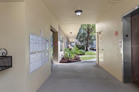 Copropriété à vendre à Clearwater, Floride: 2 chambres, 153.29 m2 № 1772150 - photo 8