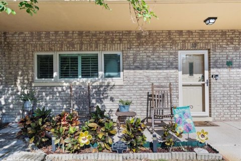 Copropriété à vendre à Clearwater, Floride: 2 chambres, 153.29 m2 № 1772150 - photo 1