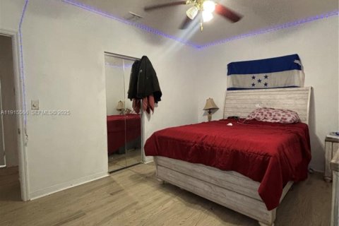 Casa en venta en Miami, Florida, 3 dormitorios, 139.63 m2 № 1975424 - foto 21