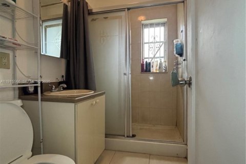 Casa en venta en Miami, Florida, 3 dormitorios, 139.63 m2 № 1975424 - foto 15