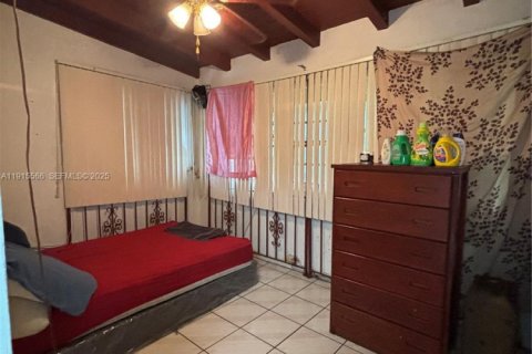 Casa en venta en Miami, Florida, 3 dormitorios, 139.63 m2 № 1975424 - foto 11