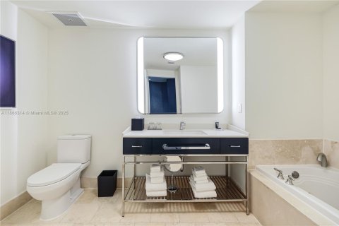 Copropriété à vendre à Miami Beach, Floride: 48.87 m2 № 1895961 - photo 17
