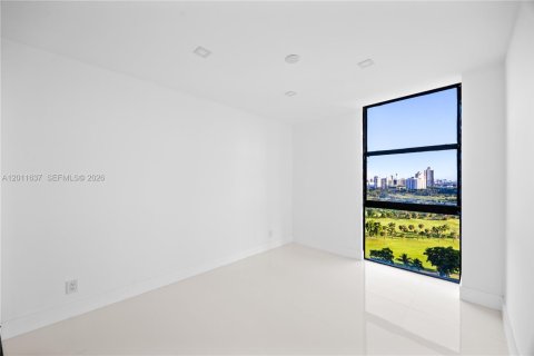 Купить кондоминиум в Авентура, Флорида 2 спальни, 107.49м2, № 2075064 - фото 12