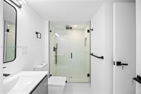 Купить кондоминиум в Авентура, Флорида 2 спальни, 107.49м2, № 2075064 - фото 13