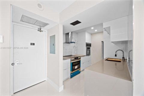Купить кондоминиум в Авентура, Флорида 2 спальни, 107.49м2, № 2075064 - фото 9