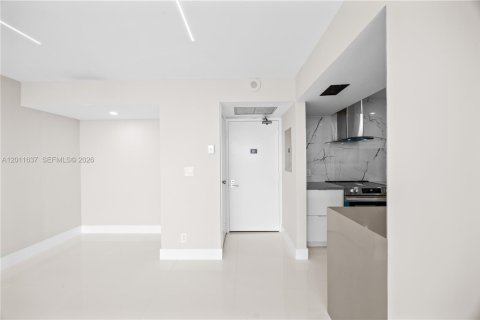 Купить кондоминиум в Авентура, Флорида 2 спальни, 107.49м2, № 2075064 - фото 8