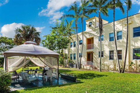 Copropriété à vendre à Miami Shores, Floride: 41.71 m2 № 1979730 - photo 8