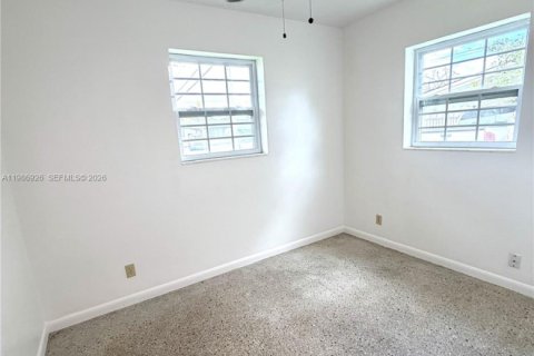 Купить виллу или дом в Лодерхилл, Флорида 4 спальни, 154.59м2, № 2047822 - фото 27