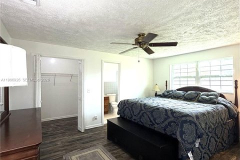 Купить виллу или дом в Лодерхилл, Флорида 4 спальни, 154.59м2, № 2047822 - фото 22