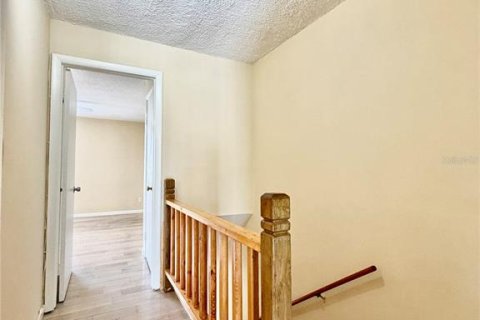 Condo in Tampa, Florida, 2 bedrooms № 2400385 - photo 17