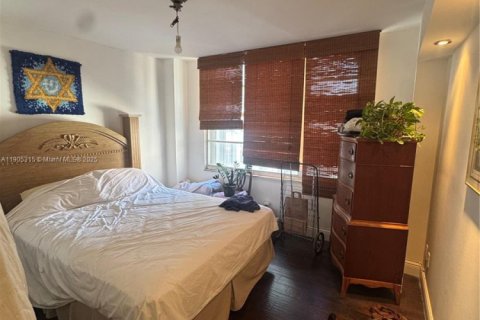 Купить кондоминиум в Майами-Бич, Флорида 2 спальни, 95.69м2, № 1955952 - фото 16