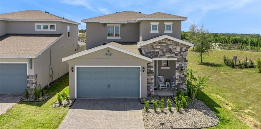 Casa en Minneola, Florida 4 dormitorios, 195.09 m2 № 2151215