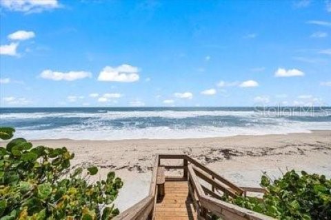 Villa ou maison à vendre à Melbourne Beach, Floride: 5 chambres, 224.73 m2 № 1551671 - photo 4