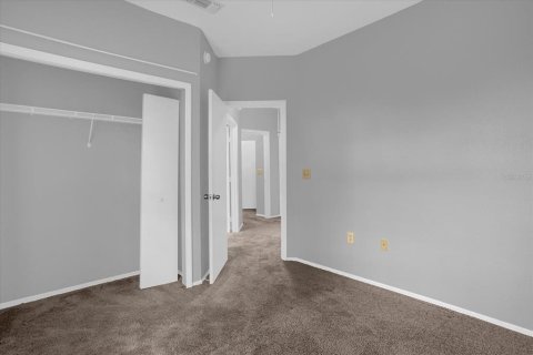 Condo in Lake Mary, Florida, 3 bedrooms № 2237866 - photo 14