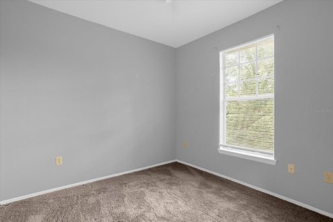 Condo in Lake Mary, Florida, 3 bedrooms № 2237866 - photo 13