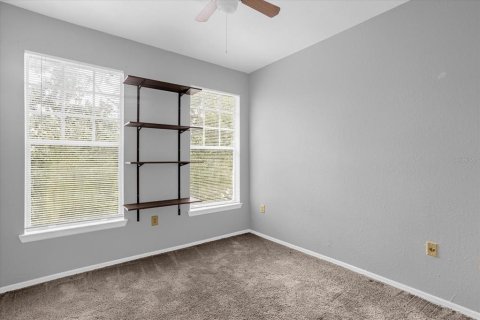 Condo in Lake Mary, Florida, 3 bedrooms № 2237866 - photo 15