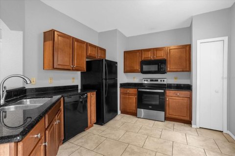 Condo in Lake Mary, Florida, 3 bedrooms № 2237866 - photo 8
