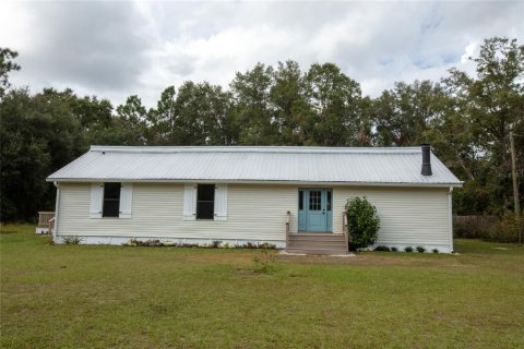 Villa ou maison à vendre à Keystone Heights, Floride: 4 chambres, 200.67 m2 № 1444528 - photo 1