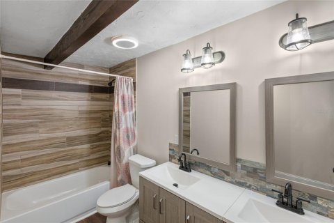 Villa ou maison à vendre à Keystone Heights, Floride: 4 chambres, 200.67 m2 № 1444528 - photo 18