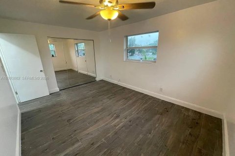 Condo in Fort Lauderdale, Florida, 2 bedrooms  № 2055651 - photo 3