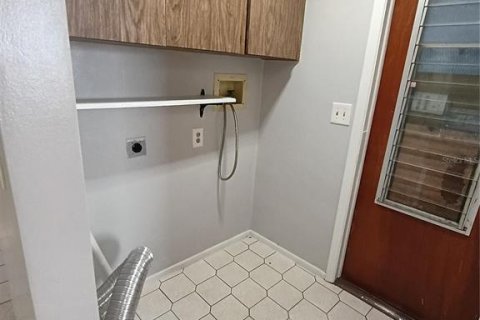 House in Port Richey, Florida 2 bedrooms, 119.47 sq.m. № 1856493 - photo 30