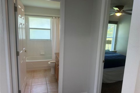 House in Haines City, Florida 3 bedrooms, 129.69 sq.m. № 2199618 - photo 22