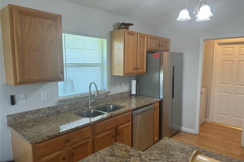 House in Haines City, Florida 3 bedrooms, 129.69 sq.m. № 2199618 - photo 10
