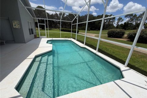 House in Haines City, Florida 3 bedrooms, 129.69 sq.m. № 2199618 - photo 25