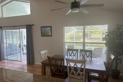 House in Haines City, Florida 3 bedrooms, 129.69 sq.m. № 2199618 - photo 9