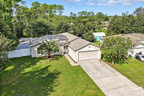 Casa en venta en Palm Coast, Florida, 4 dormitorios, 153.85 m2 № 1915389 - foto 2