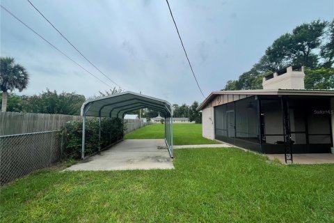 House in Orange City, Florida 2 bedrooms, 83.61 sq.m. № 1368100 - photo 2