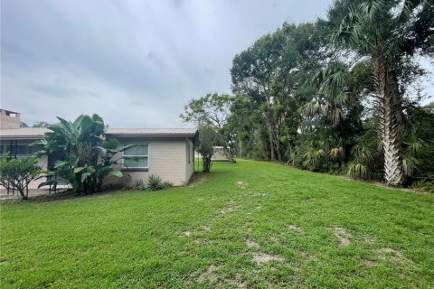 House in Orange City, Florida 2 bedrooms, 83.61 sq.m. № 1368100 - photo 3