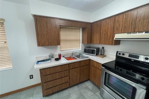 House in Orange City, Florida 2 bedrooms, 83.61 sq.m. № 1368100 - photo 12