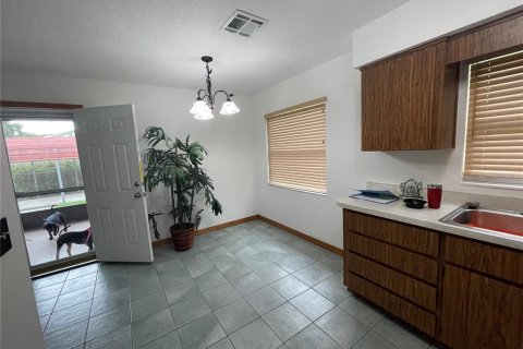 House in Orange City, Florida 2 bedrooms, 83.61 sq.m. № 1368100 - photo 14