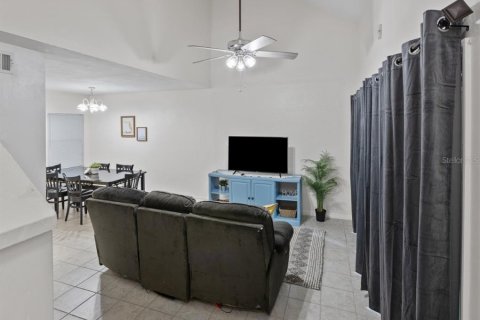 Copropriété à vendre à Gainesville, Floride: 2 chambres, 99.41 m2 № 2097039 - photo 10