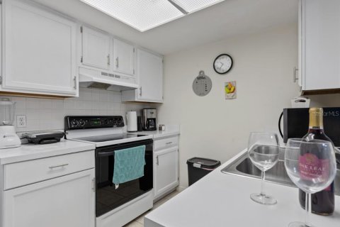 Copropriété à vendre à Gainesville, Floride: 2 chambres, 99.41 m2 № 2097039 - photo 7