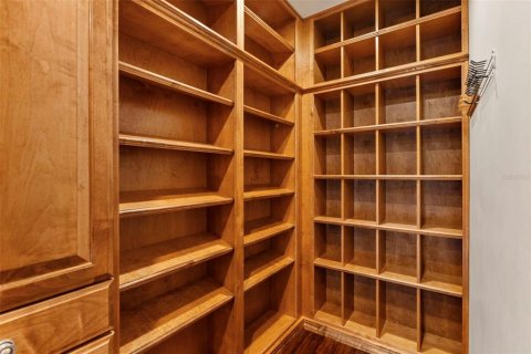 Купить виллу или дом в Орландо, Флорида 9 комнат, 313.17м2, № 2435224 - фото 24