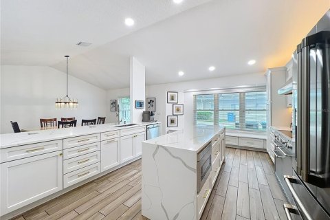 Villa ou maison à vendre à Winter Springs, Floride: 4 chambres, 253.81 m2 № 1899639 - photo 7