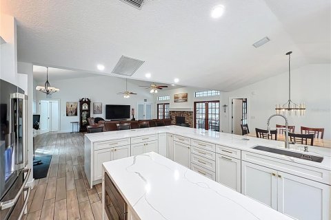 Casa en venta en Winter Springs, Florida, 4 dormitorios, 253.81 m2 № 1899639 - foto 10