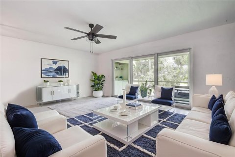 Condominio en venta en Largo, Florida, 2 dormitorios, 118.73 m2 № 1884012 - foto 12
