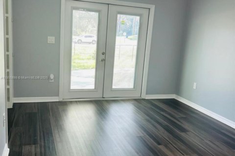 House in Spring Hill, Florida 4 bedrooms № 1882581 - photo 8