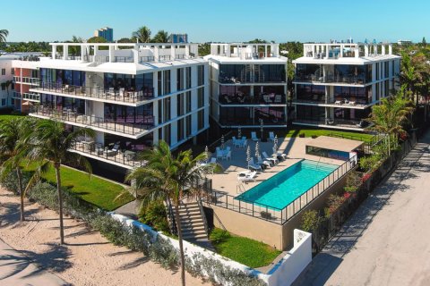 Condo in Palm Beach Shores, Florida, 3 bedrooms  № 1045486 - photo 1