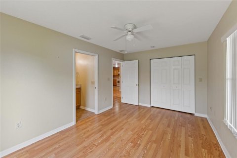 House in Trenton, Florida 2 bedrooms, 125.42 sq.m. № 1720635 - photo 18