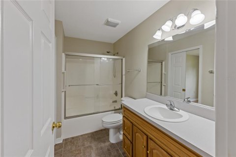 House in Trenton, Florida 2 bedrooms, 125.42 sq.m. № 1720635 - photo 26